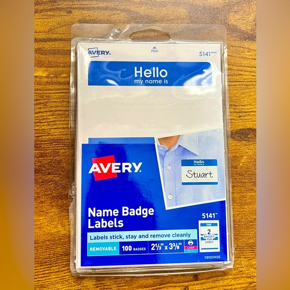 NEW AVE5141 - Print/Write Self-Adhesive Name Badges by Avery - Picture 1 of 2